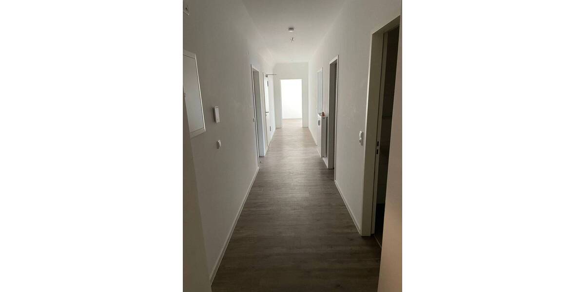 Etagenwohnung Springe - 2 Zimmer, 70 m&sup2;, 735&euro; | Angebot:26433849