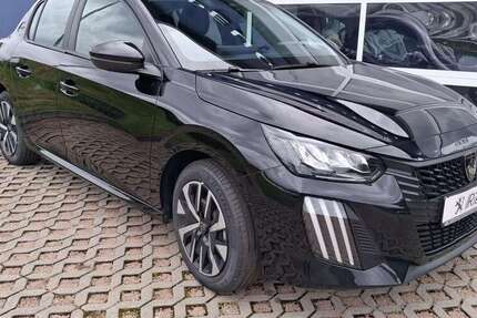 Peugeot 208 3.000 km 17.890 &euro; Kirchberg 08107