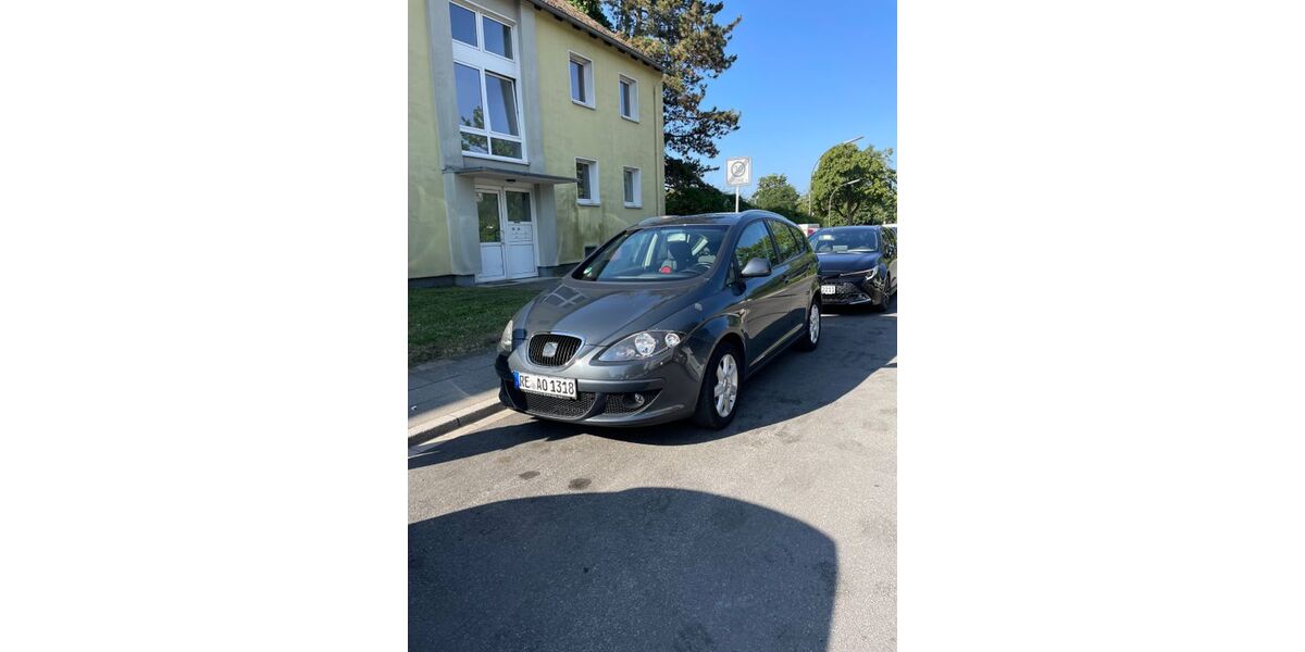 Seat Altea 161.111 km 3.750 &euro; Recklinghausen 45663