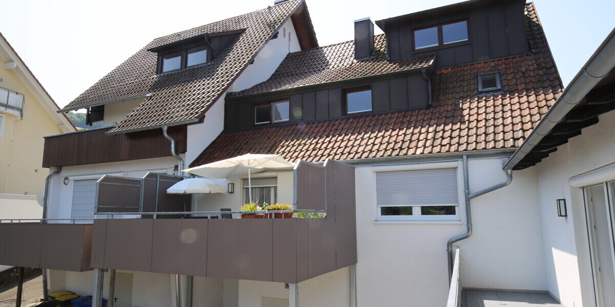 Frisch renovierte 2-Zimmer-Wohnung mit großem Balkon in Varnhalt 2 zimmer