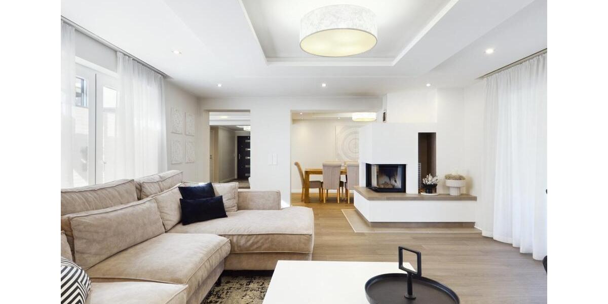 Einfamilienhaus Holzminden - 9 Zimmer, 230 m&sup2;, 2.700&euro; | Angebot:26253737