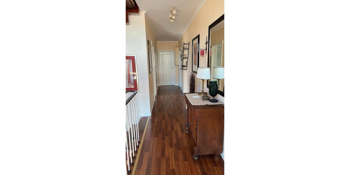 Einfamilienhaus Ahaus - 8 Zimmer, 240 m&sup2;, 480.000&euro; | Angebot:27089256