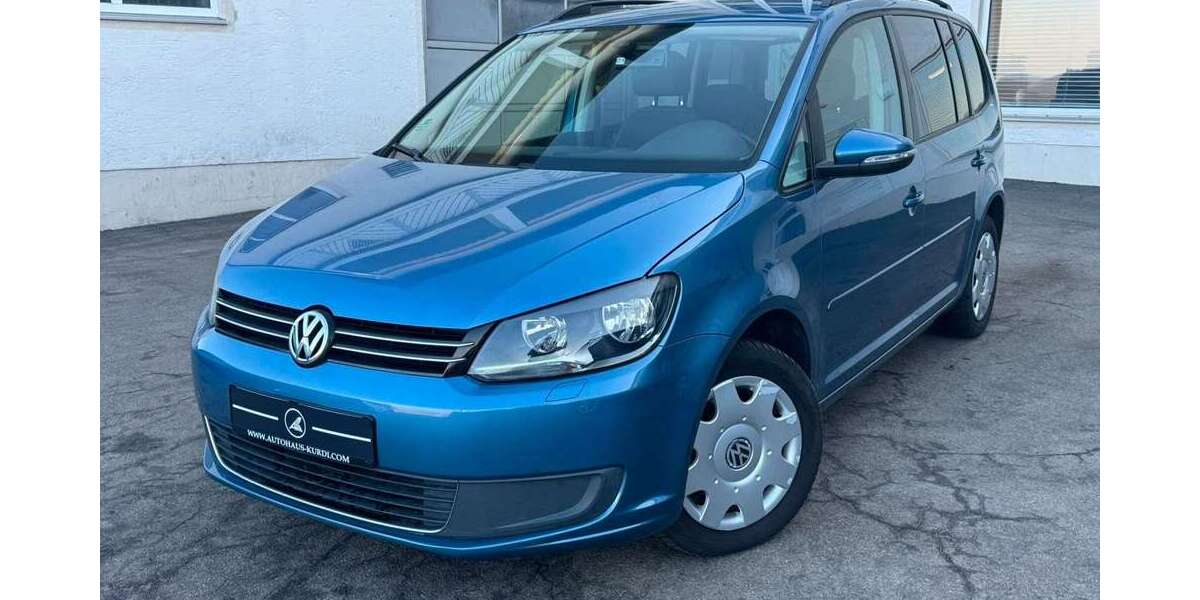 VW Touran 149.068 km 8.990 &euro; Willmering 93497