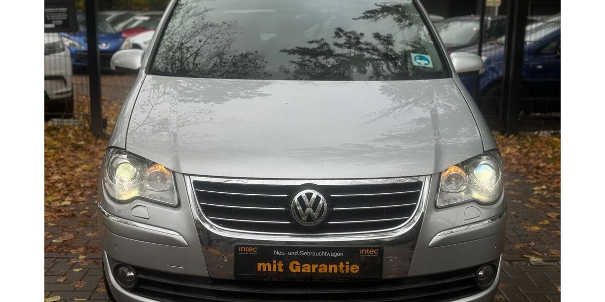 VW Touran 180.000 km 4.999 &euro; Berlin 12347