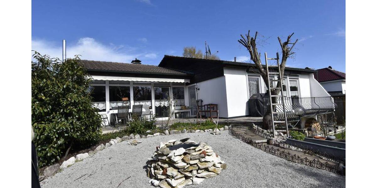 Bungalow Altdorf bei Nürnberg Röthenbach - 6 Zimmer, 159 m&sup2;, 458.000&euro; | Angebot:26171464