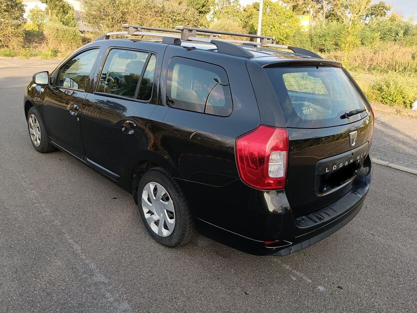 Dacia Logan 137.000 km 6.400 € Wiesbaden 65185