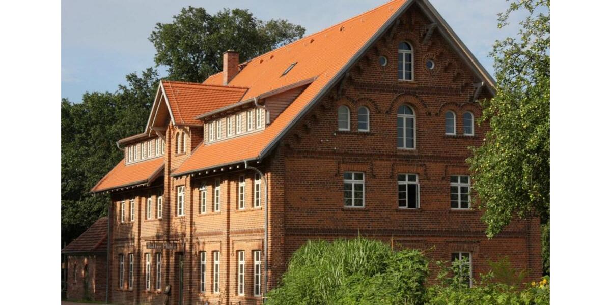 Einfamilienhaus Rechlin - 20 Zimmer, 835 m&sup2;, 2.300.000&euro; | Angebot:25457046