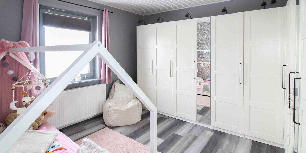 Modernisiertes Einfamilienhaus mit Einliegerwohnung und großem Grundstück in Ilsede 6 zimmer