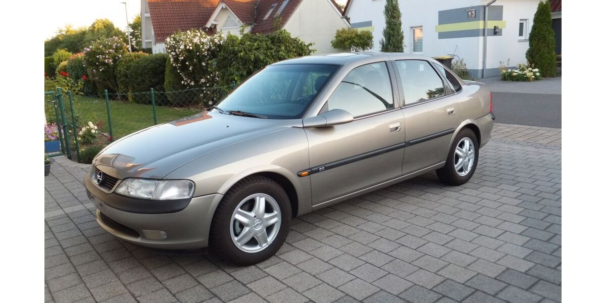 Opel Vectra 31.850 km 5.200 &euro; Forchheim 91301