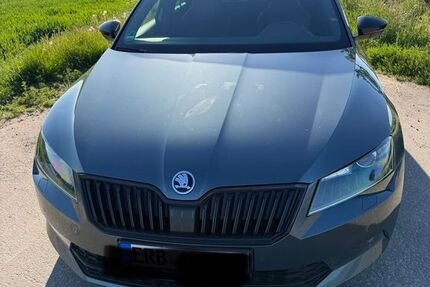 Skoda Superb 136.500 km 17.700 &euro; Michelstadt 64720