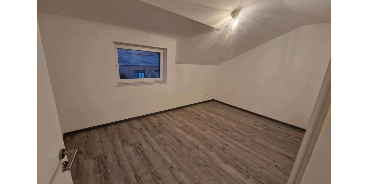 Etagenwohnung Ilsede Adenstedt - 3 Zimmer, 75 m&sup2;, 900&euro; | Angebot:26331429