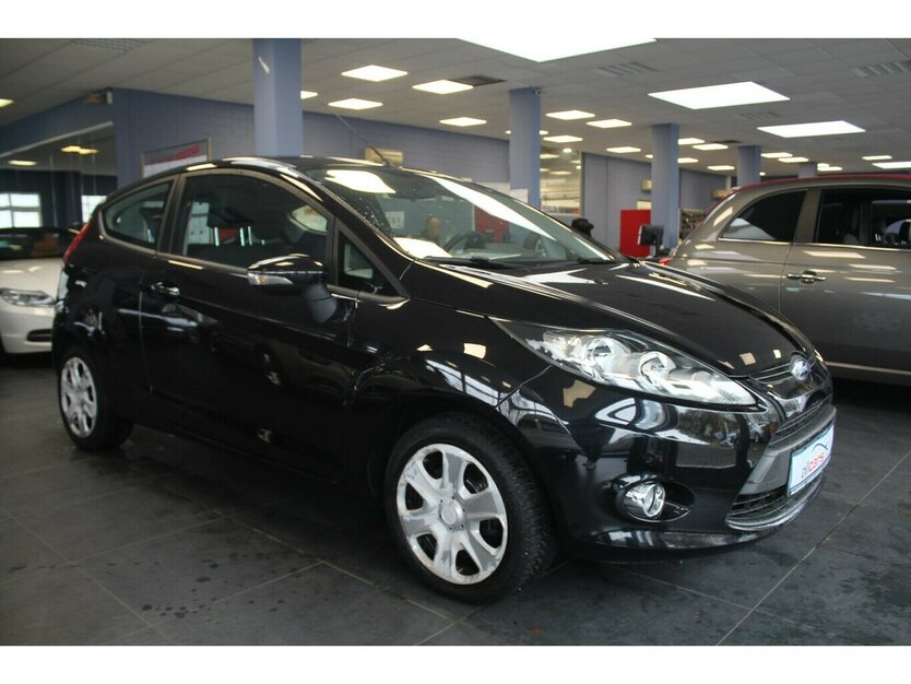 Ford Fiesta 1.25 Trend Edition 110.140 km 5.980 € Euskirchen 53881