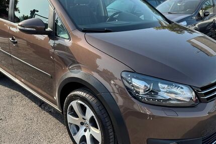 VW Touran 202.000 km 7.900 € Frankfurt - Griesheim 65933