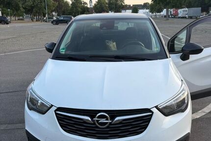 Opel Crossland (X) 92.500 km 8.900 &euro; Bad Saulgau 88348