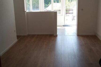 4 ZIMMER, Küche, Bad, Balkon zimmer