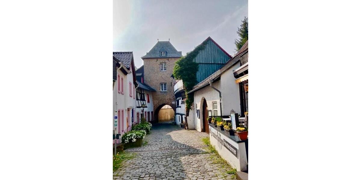Einfamilienhaus Blankenheim - 5 Zimmer, 100 m&sup2;, 99.999&euro; | Angebot:27143640
