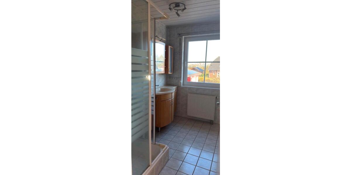 Einfamilienhaus Laage - 4 Zimmer, 140 m&sup2;, 1.600&euro; | Angebot:26213173