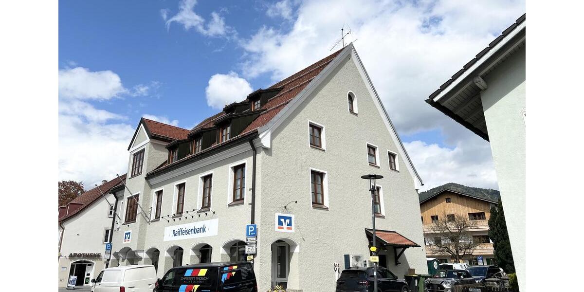 Dachgeschoßwohnung Lenggries - 5 Zimmer, 106 m&sup2;, 1.380&euro; | Angebot:26384431