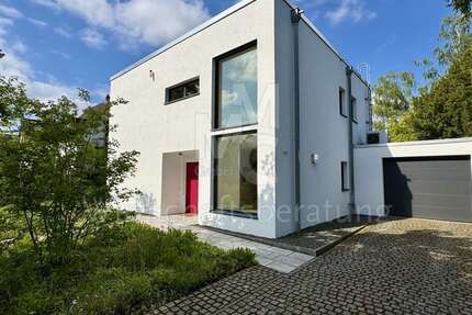 Haus Hannover / Isernhagen-Süd Süd - 5 Zimmer, 217 m&sup2;, 1.900.000&euro; | Angebot:27101992