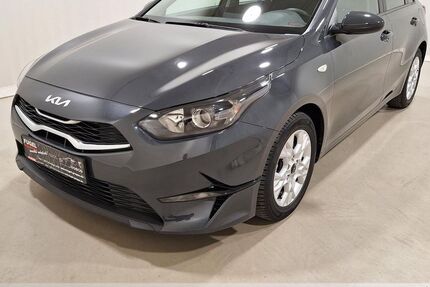 Kia ceed / Ceed 28.880 km 15.899 &euro; Dresden 01157