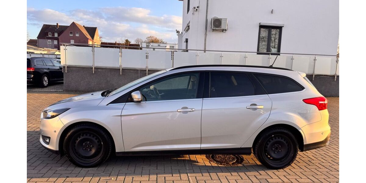 Ford Focus 320.755 km 5.500 &euro; Salzgitter-Lebenstedt 38226