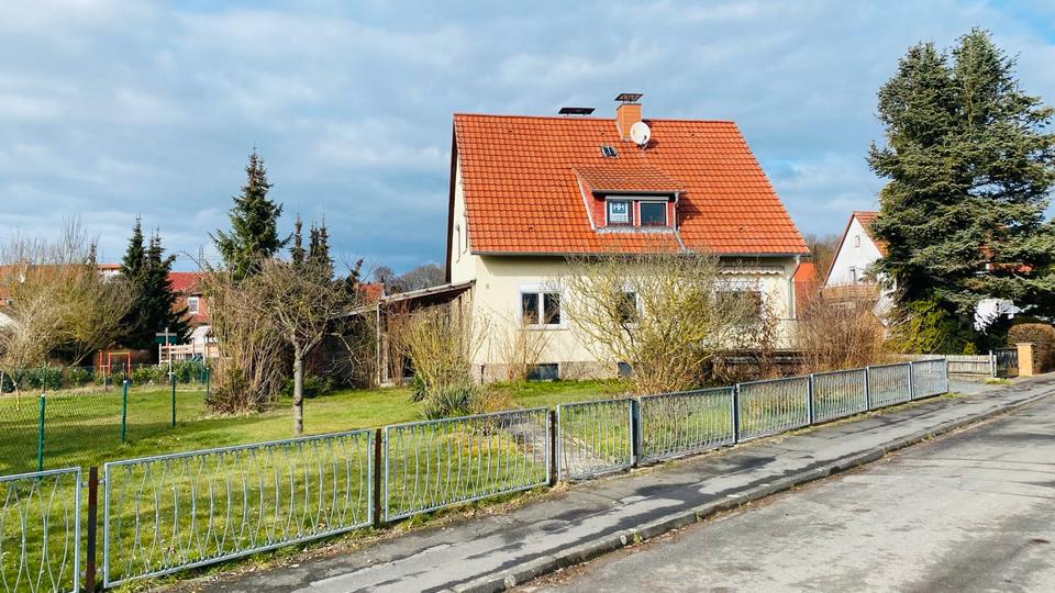 Einfamilienhaus Bovenden - 6 Zimmer, 130 m&sup2;, 365.000&euro; | Angebot:26992022
