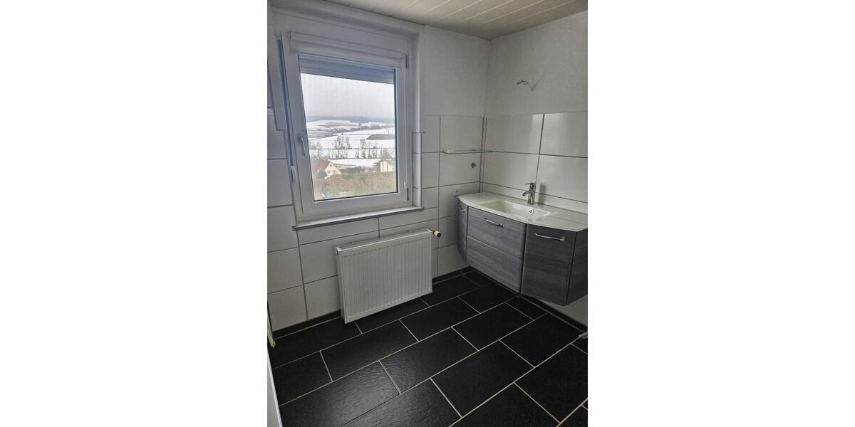 Einfamilienhaus Bad Hersfeld - 4 Zimmer, 105 m&sup2;, 900&euro; | Angebot:24954784