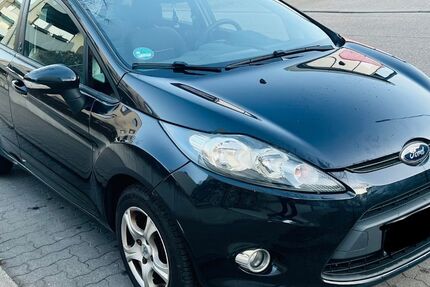 Ford Fiesta 155.642 km 3.950 &euro; Karlsruhe 76133