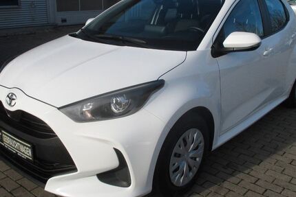 Toyota Yaris 21.390 km 15.490 &euro; Memmingen 87700