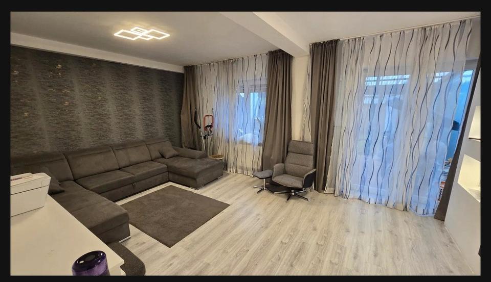 Etagenwohnung Ebersbach an der Fils - 4 Zimmer, 102 m&sup2;, 1.250&euro; | Angebot:26592011