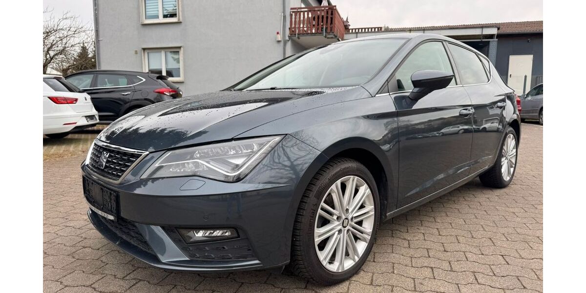 Seat Leon 99.369 km 18.490 &euro; Northeim 37154