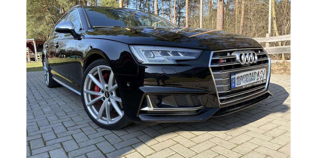 Audi S4 158.000 km 31.000 &euro; Lindow (Mark), Stadt 16835