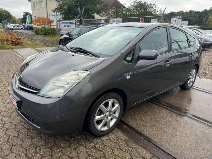 Toyota Prius 198.000 km 5.999 € Buxtehude 21614