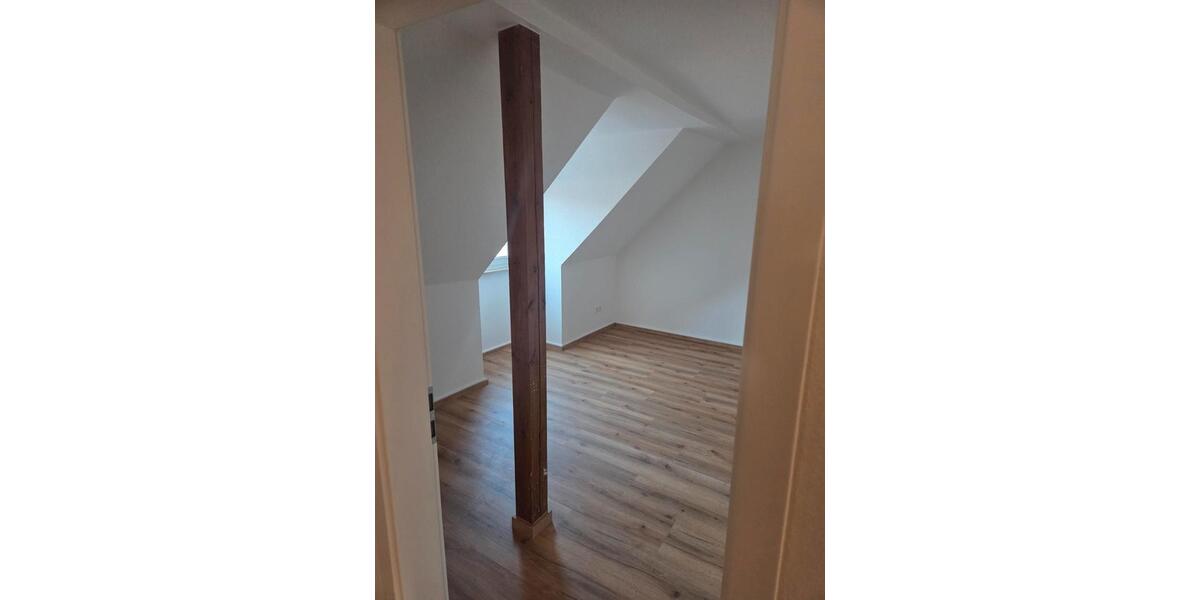Etagenwohnung Rotenburg an der Fulda - 5 Zimmer, 110 m&sup2;, 1.080&euro; | Angebot:26381193