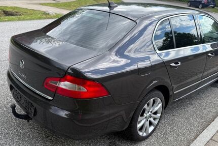 Skoda Superb 104.000 km 7.500 &euro; Hamburg 22143