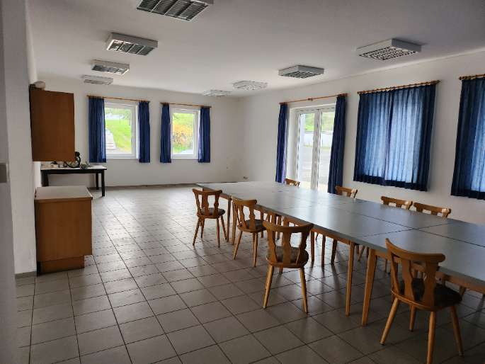 Büro in Kleinkahl 1.900 € 248 m²