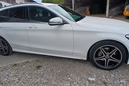 Mercedes-Benz C 220 84.000 km 23.800 € Forstern 85659