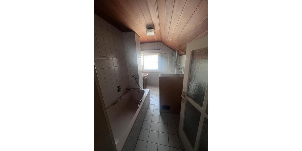 Dachgeschoßwohnung Wadgassen - 2 Zimmer, 60 m&sup2;, 390&euro; | Angebot:26382731