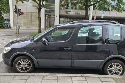 Skoda Roomster 146.300 km 6.300 &euro; München 81539