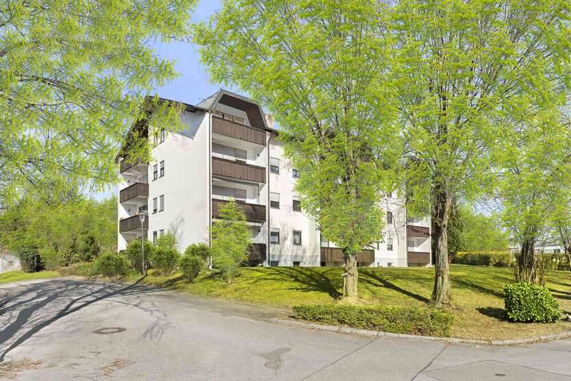 Wohnung zum Kaufen in Eggenfelden 215.000 € 72 m² 3 zimmer