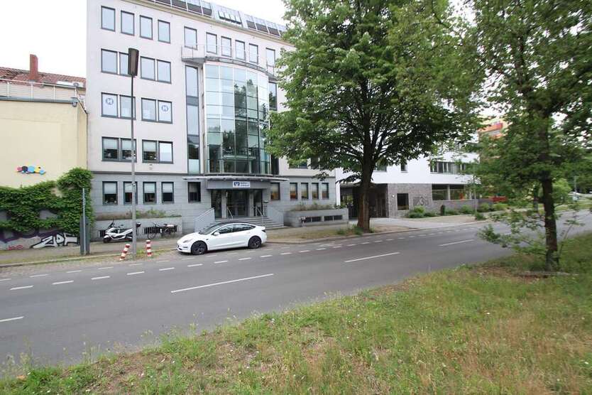 Büro in Berlin 5.116,81 € 252.5 m²