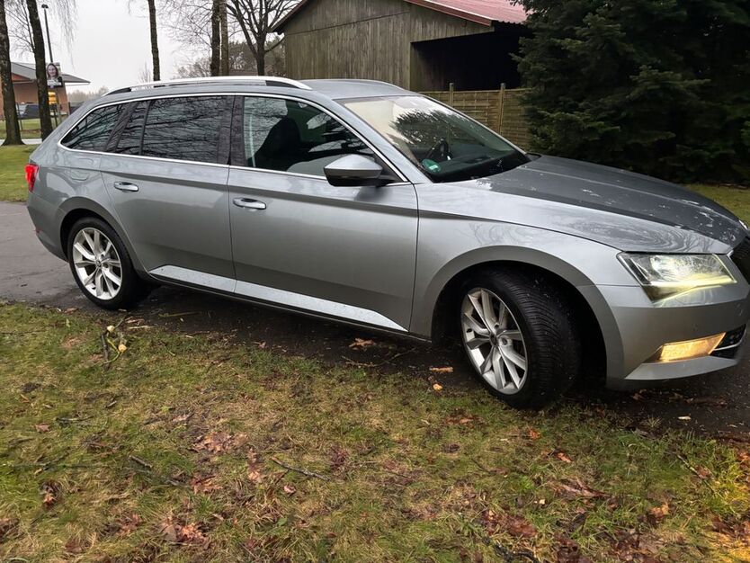 Skoda Superb 145.000 km 17.500 € Neuenkirchen 29643