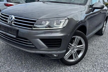 VW Touareg 240.000 km 15.499 &euro; Paderborn 33100