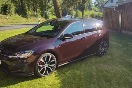 VW Golf 24.500 km 24.500 € Dorfchemnitz 09619