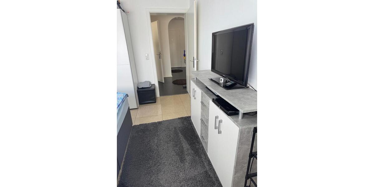 Etagenwohnung Sontra - 2 Zimmer, 75 m&sup2;, 450&euro; | Angebot:26225874