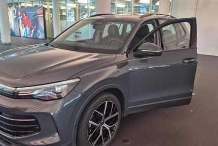 VW Tiguan 35.000 km 32.900 &euro; Bingen 72511