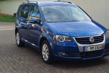 VW Touran 199.997 km 4.690 &euro; Zwickau 08066