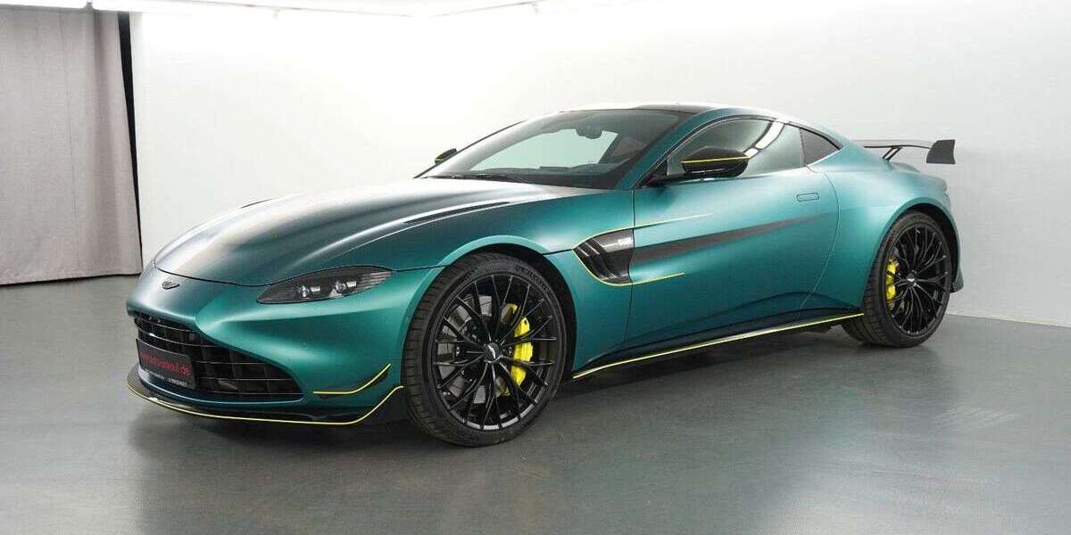 Aston Martin V8 22.829 km 148.800 € Germering/München 82110