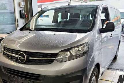 Opel Vivaro 105.800 km 21.750 &euro; Schöningen 38364