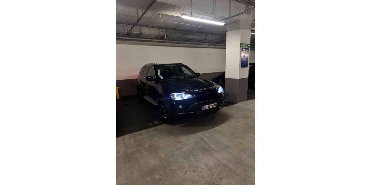 BMW X5 330.000 km 11.700 &euro; Berlin 12163